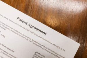 Business Contract Basics in the UK: A Practical Guide