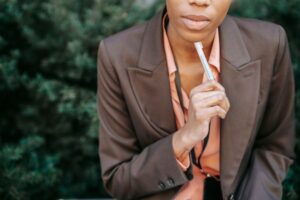How to Think Like an Entrepreneur Without Chasing Every Idea