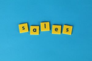 Sales Follow-Up Strategy: How to Stay Persistent Without Pushing